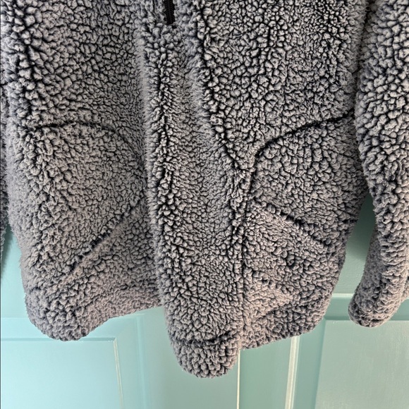 New England Patriots Sherpa Quarterzip - Picture 4 of 5